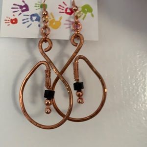 Hand hammered copper earrings